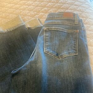Judy Blue wide leg button jeans with raw hem size 3/26